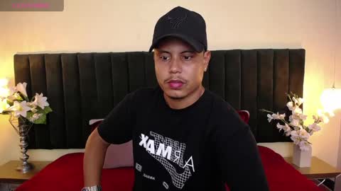 Snapshot of noah_oliver1 chatting on May 6, 2026, 6:57 pm NOAH online show from May 6, 2026, 6:57 pm