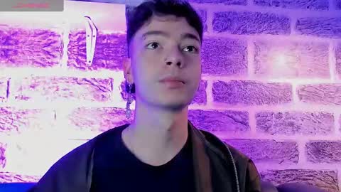    online show from September 14, 2025, 12:37 pm