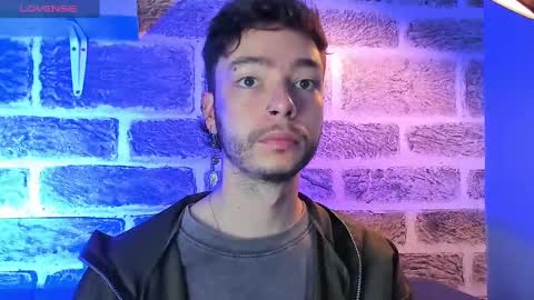    online show from October 1, 2025, 12:33 pm