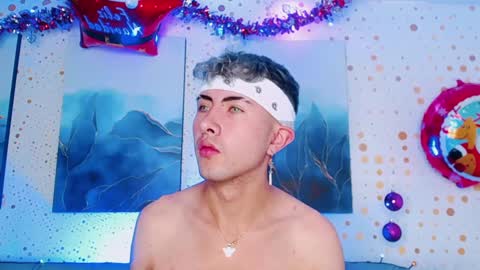 Snapshot of noah_xitruxx chatting on December 28, 2024, 6:40 pm Noah online show from December 28, 2024, 6:40 pm