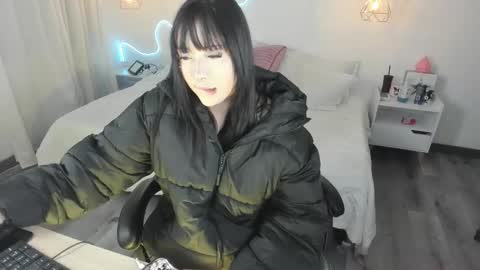 Snapshot of noahcryptic chatting on February 20, 2026, 6:19 am Noah online show from February 20, 2026, 6:19 am