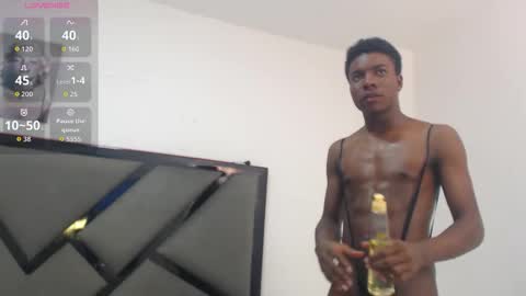 Snapshot of noahjhonson69 chatting on December 4, 2025, 7:11 pm noah online show from December 4, 2025, 7:11 pm