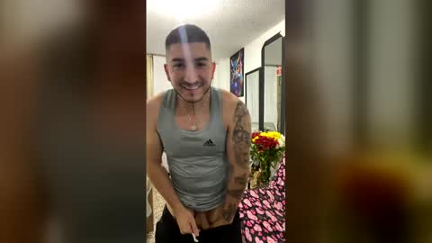 Snapshot of noahmurillo chatting on April 26, 2026, 11:13 pm noahmurillo online show from April 26, 2026, 11:13 pm
