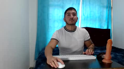 Snapshot of noahmurillo chatting on May 20, 2026, 6:25 pm noahmurillo online show from May 20, 2026, 6:25 pm