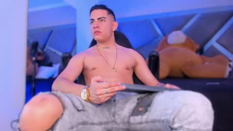 Snapshot of noahnaughty7 chatting on March 20, 2026, 4:28 am Welcome to Noah room online show from March 20, 2026, 4:28 am