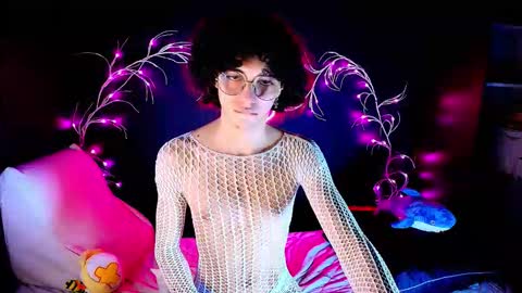 Noah Xtar online show from October 8, 2025, 8:45 am