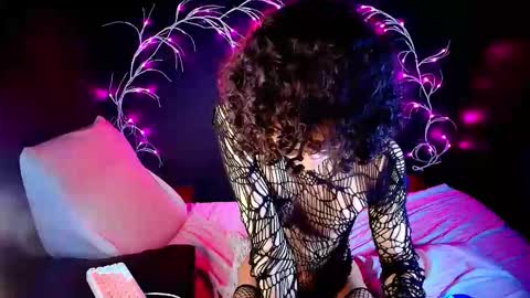 Noah Xtar online show from October 12, 2025, 9:08 am