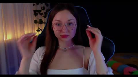 Sun or Luna online show from March 2, 2025, 8:07 pm