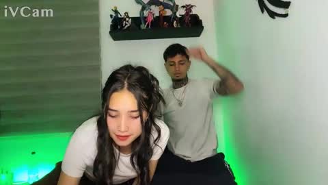 Snapshot of nocturnallovers_ss chatting on November 26, 2025, 2:45 am Jean Y Isa online show from November 26, 2025, 2:45 am