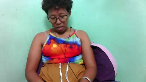 noellah online show from November 11, 2025, 6:35 am