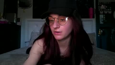 Snapshot of noelle1229 chatting on March 20, 2026, 7:08 pm Noelle online show from March 20, 2026, 7:08 pm