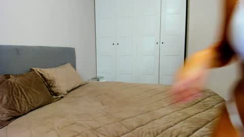 Noelle Natty online show from July 18, 2026, 5:11 am
