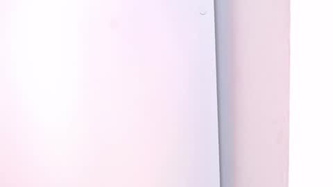 noellehartley online show from November 21, 2025, 12:48 pm