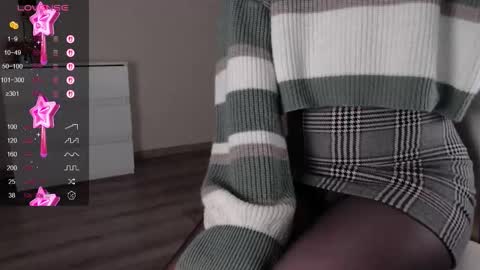 noelleneptune online show from November 2, 2025, 11:07 pm