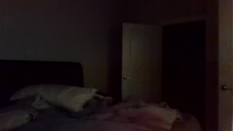 noelng3 online show from February 13, 2025, 2:12 am