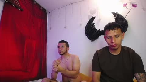 noha_and_iam1 online show from May 17, 2026, 11:39 am
