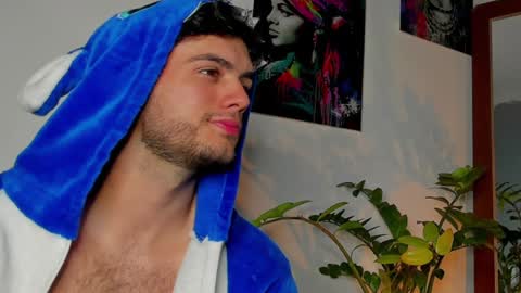 kevin online show from January 24, 2025, 3:22 am