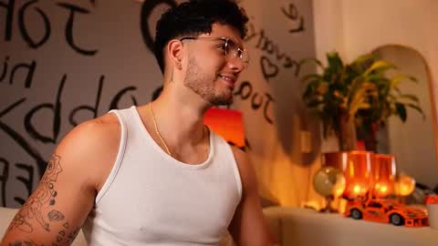 kevin online show from October 9, 2025, 9:24 pm