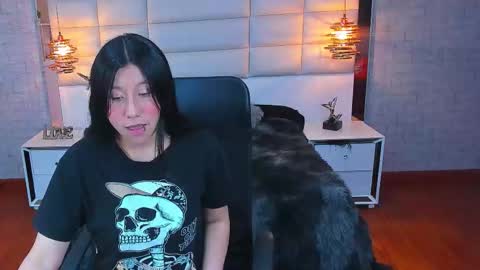 Snapshot of nohemi_louse chatting on January 6, 2026, 7:39 pm Nohemi online show from January 6, 2026, 7:39 pm