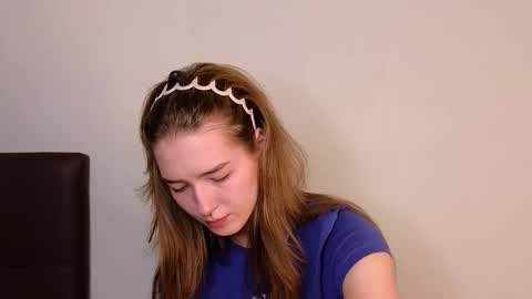 Sophie online show from February 12, 2026, 6:41 am