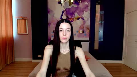 Snapshot of noirdiva chatting on April 17, 2026, 6:05 am NoirDiva online show from April 17, 2026, 6:05 am