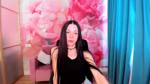 Snapshot of noirdiva chatting on April 20, 2026, 5:54 am NoirDiva online show from April 20, 2026, 5:54 am