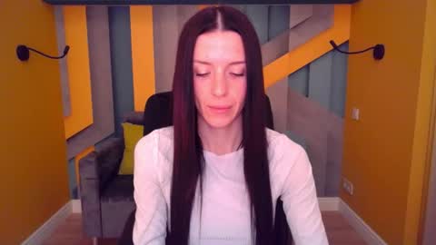 Snapshot of noirdiva chatting on May 3, 2026, 6:19 am NoirDiva online show from May 3, 2026, 6:19 am