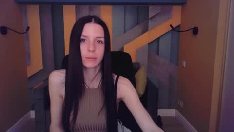 Snapshot of noirdiva chatting on May 17, 2026, 6:00 am NoirDiva online show from May 17, 2026, 6:00 am