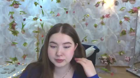 Snapshot of noirwhisper chatting on March 20, 2026, 8:35 pm noirwhisper online show from March 20, 2026, 8:35 pm