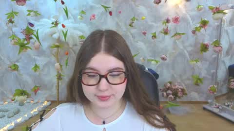 Snapshot of noirwhisper chatting on April 12, 2026, 7:30 pm noirwhisper online show from April 12, 2026, 7:30 pm
