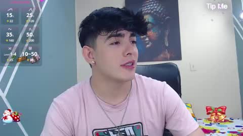 Snapshot of nolan_twink chatting on December 7, 2024, 6:15 pm Nolan online show from December 7, 2024, 6:15 pm