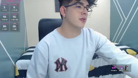 Snapshot of nolan_twink chatting on February 1, 2025, 6:08 pm Nolan online show from February 1, 2025, 6:08 pm