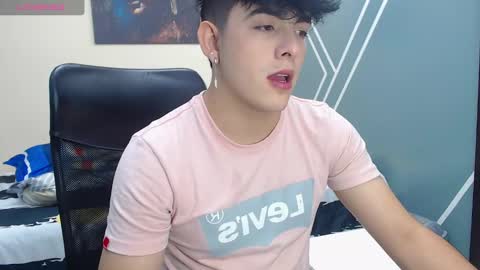 Snapshot of nolan_twink chatting on February 2, 2025, 5:48 pm Nolan online show from February 2, 2025, 5:48 pm