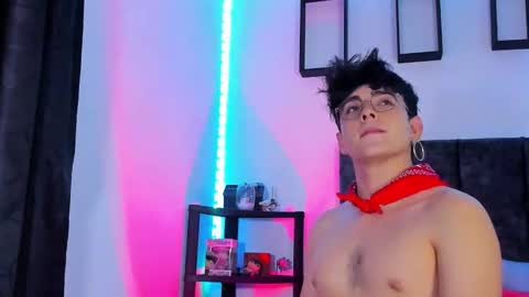 Snapshot of nolan_twink chatting on October 31, 2025, 11:06 pm Nolan online show from October 31, 2025, 11:06 pm