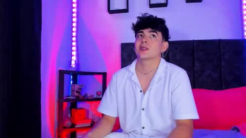 Snapshot of nolan_twink chatting on November 9, 2025, 6:50 pm Nolan online show from November 9, 2025, 6:50 pm