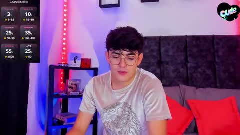 Snapshot of nolan_twink chatting on November 14, 2025, 7:12 pm Nolan online show from November 14, 2025, 7:12 pm