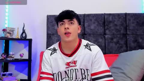 Snapshot of nolan_twink chatting on February 14, 2026, 6:15 pm Nolan online show from February 14, 2026, 6:15 pm