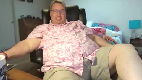 Snapshot of nolanvalenciax chatting on February 10, 2026, 6:45 pm Nolan online show from February 10, 2026, 6:45 pm