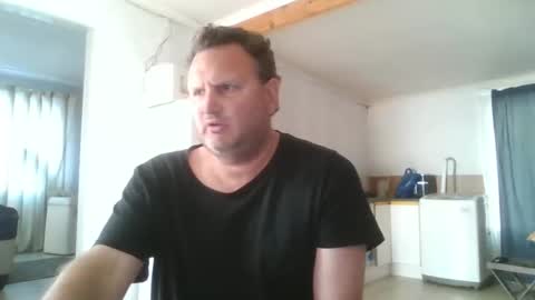 Nollie online show from October 25, 2025, 5:59 am