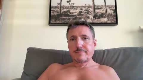 Snapshot of nolo34 chatting on November 27, 2025, 3:25 pm nolo34 online show from November 27, 2025, 3:25 pm