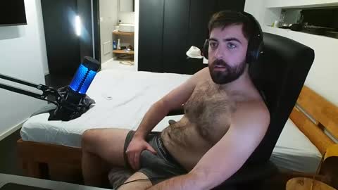 Snapshot of nomadicff chatting on December 2, 2024, 3:25 pm nomadicFF online show from December 2, 2024, 3:25 pm