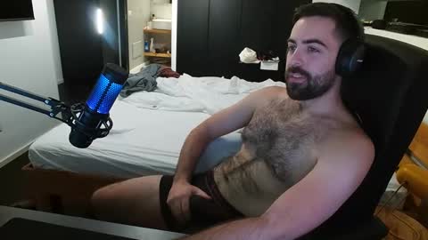 Snapshot of nomadicff chatting on January 5, 2025, 4:59 pm nomadicFF online show from January 5, 2025, 4:59 pm