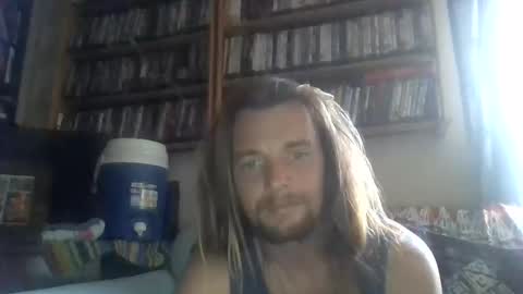 nomadicouple online show from February 4, 2026, 10:15 pm