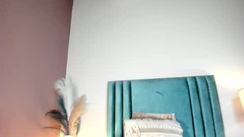 Snapshot of nora_dasilva chatting on March 5, 2026, 11:34 pm Nora Da Silva online show from March 5, 2026, 11:34 pm