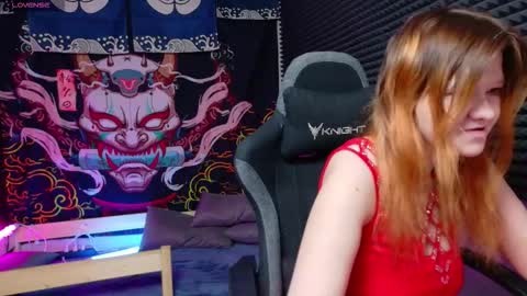 Snapshot of nora_lovvv chatting on December 22, 2025, 10:34 am Nora online show from December 22, 2025, 10:34 am