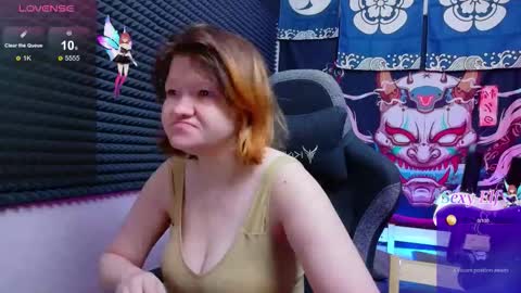 Snapshot of nora_lovvv chatting on January 10, 2026, 11:01 am Nora online show from January 10, 2026, 11:01 am