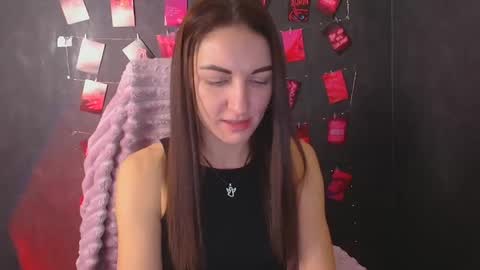 Snapshot of nora_n chatting on December 17, 2025, 11:44 pm Nora online show from December 17, 2025, 11:44 pm