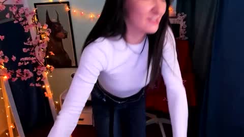 Snapshot of nora_n chatting on February 19, 2026, 12:06 am Nora online show from February 19, 2026, 12:06 am