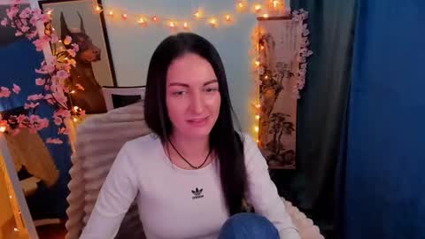 Snapshot of nora_n chatting on February 21, 2026, 11:06 pm Nora online show from February 21, 2026, 11:06 pm