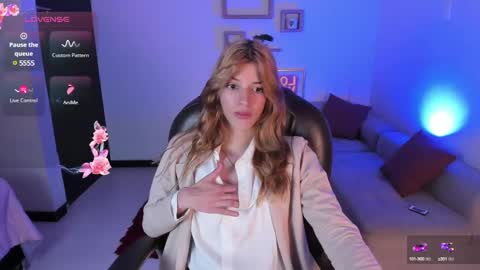 Nora online show from February 20, 2025, 7:52 pm